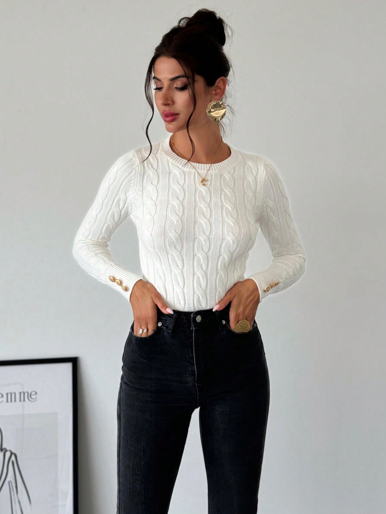 Pull en maille torsadée à col rond – manches longues Image secondaire du produit