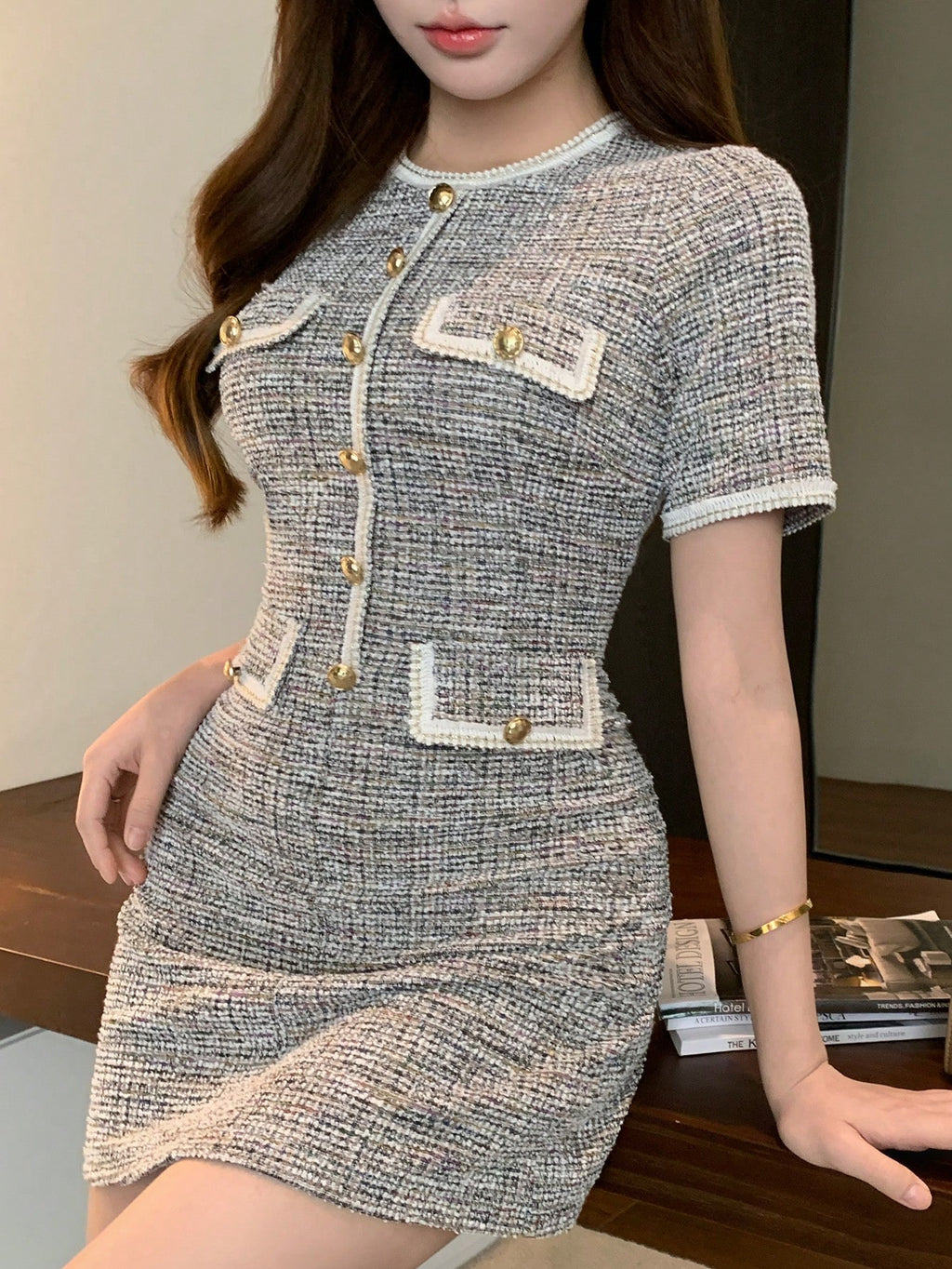 Robe courte scintillante glamour.