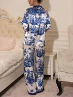 Ensemble satin décontracté.