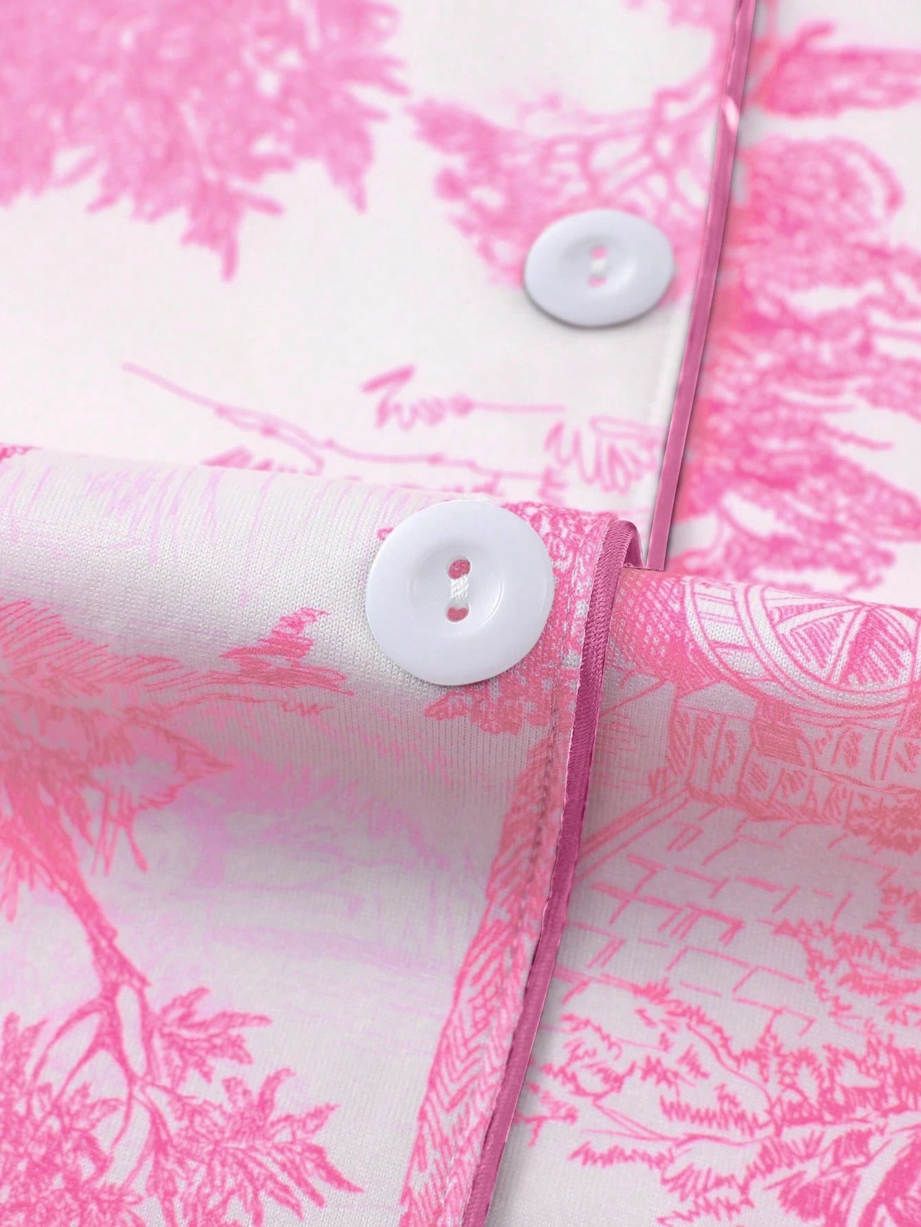 Ensemble avec motifs de la toile de Jouy