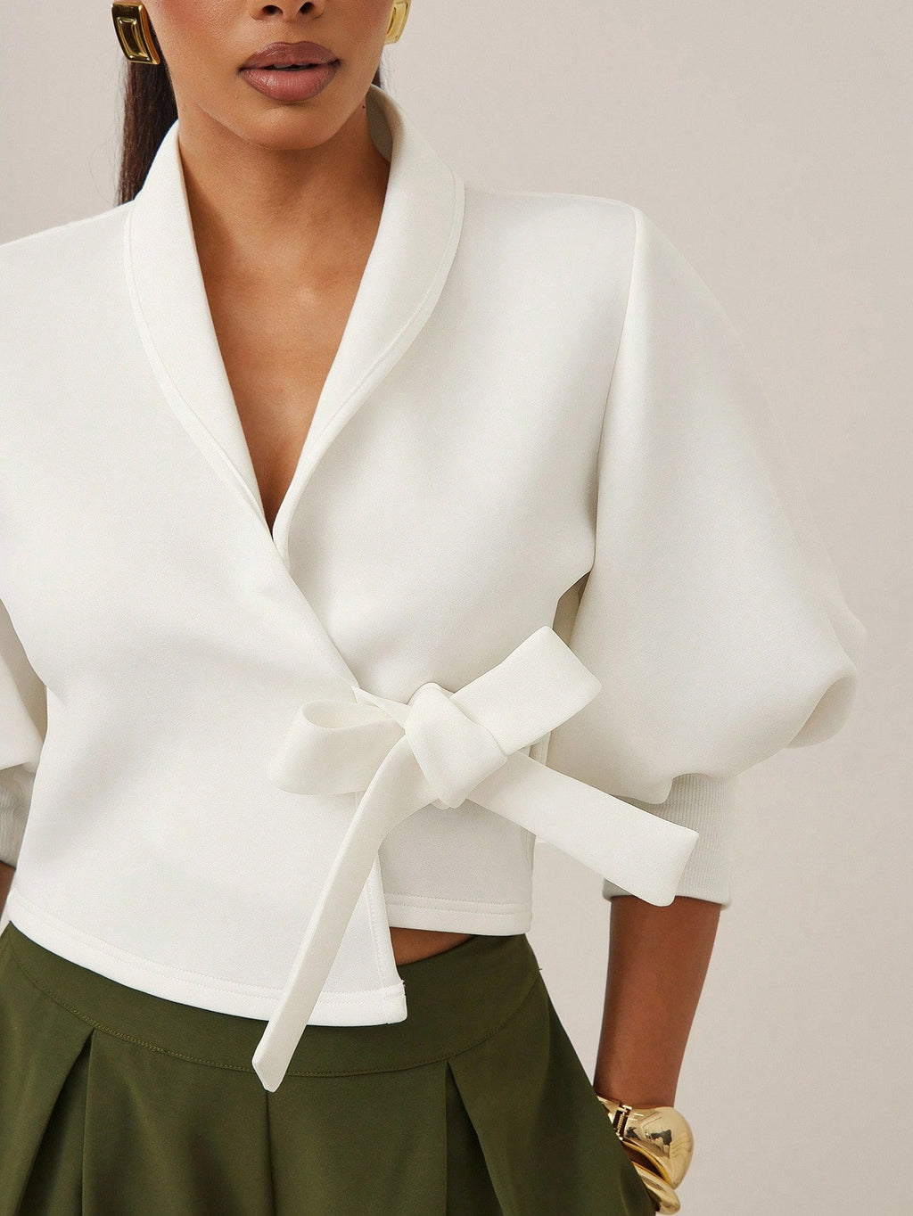 Top croisé à manches bouffantes – Lara Rose