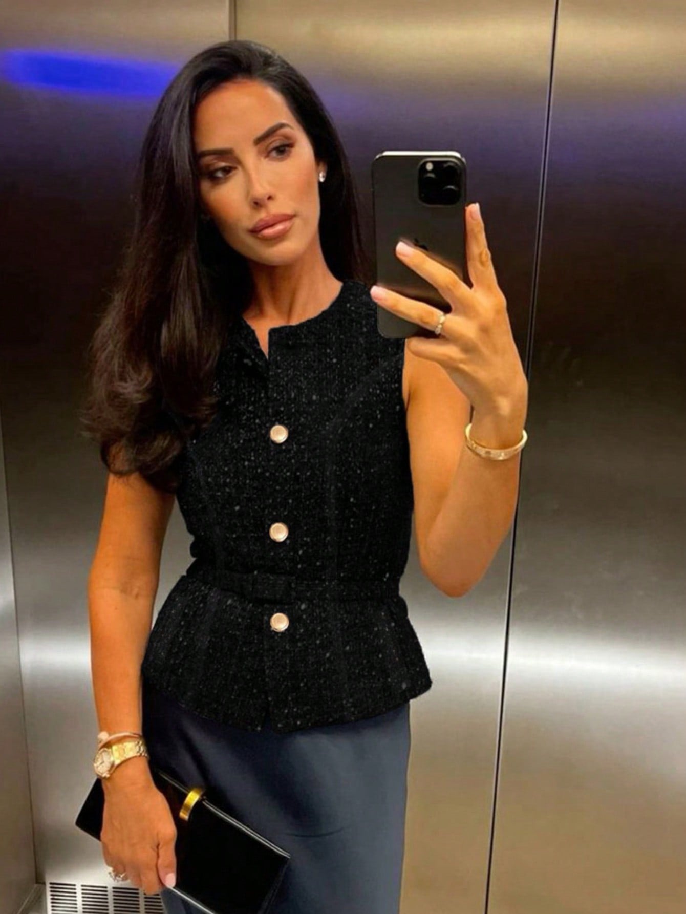 Top d'été à volants &amp; blazer sans manches avec boutons métalliques Image secondaire du produit