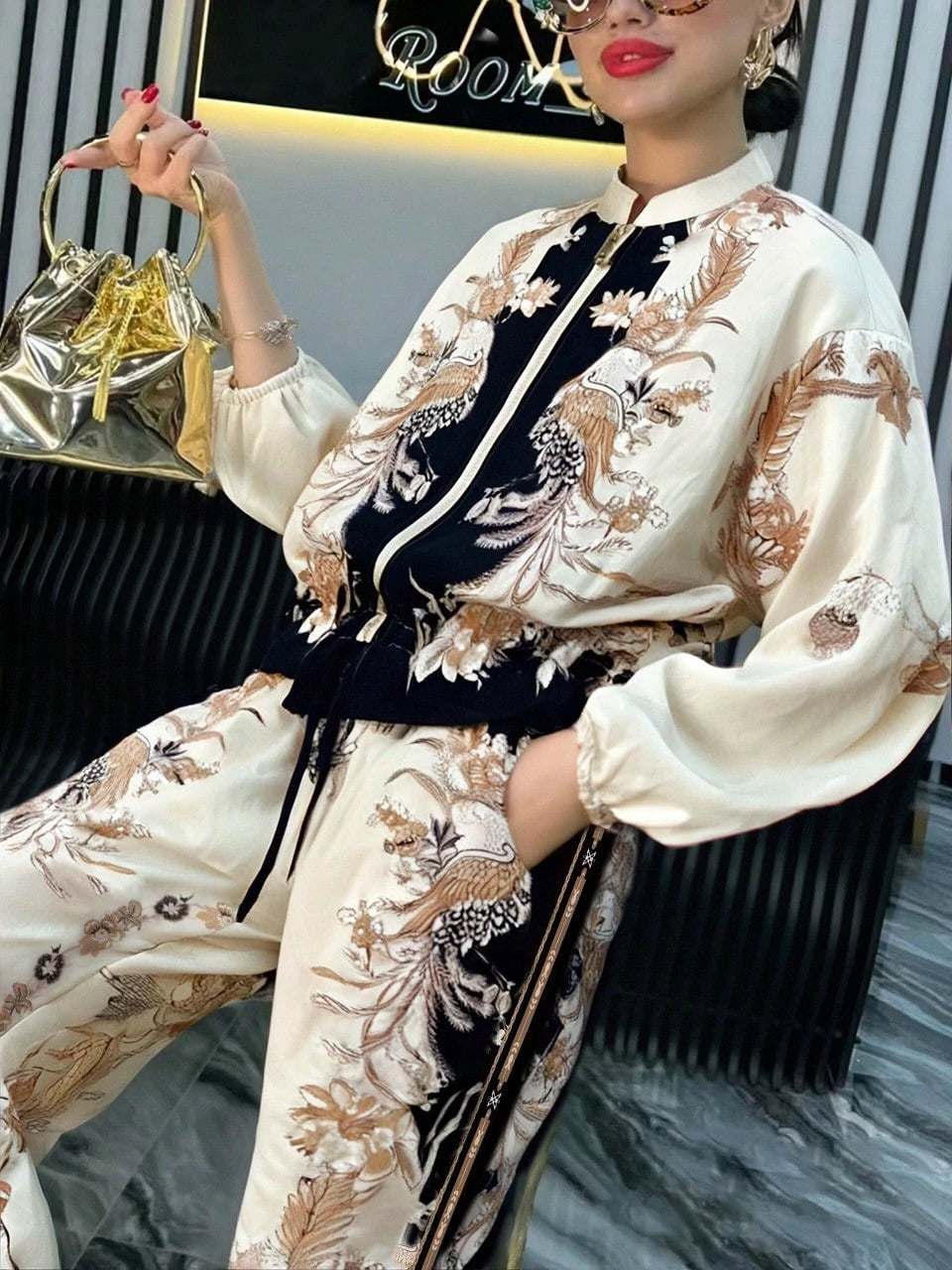 Ensemble  énergie "resort wear "de luxe.