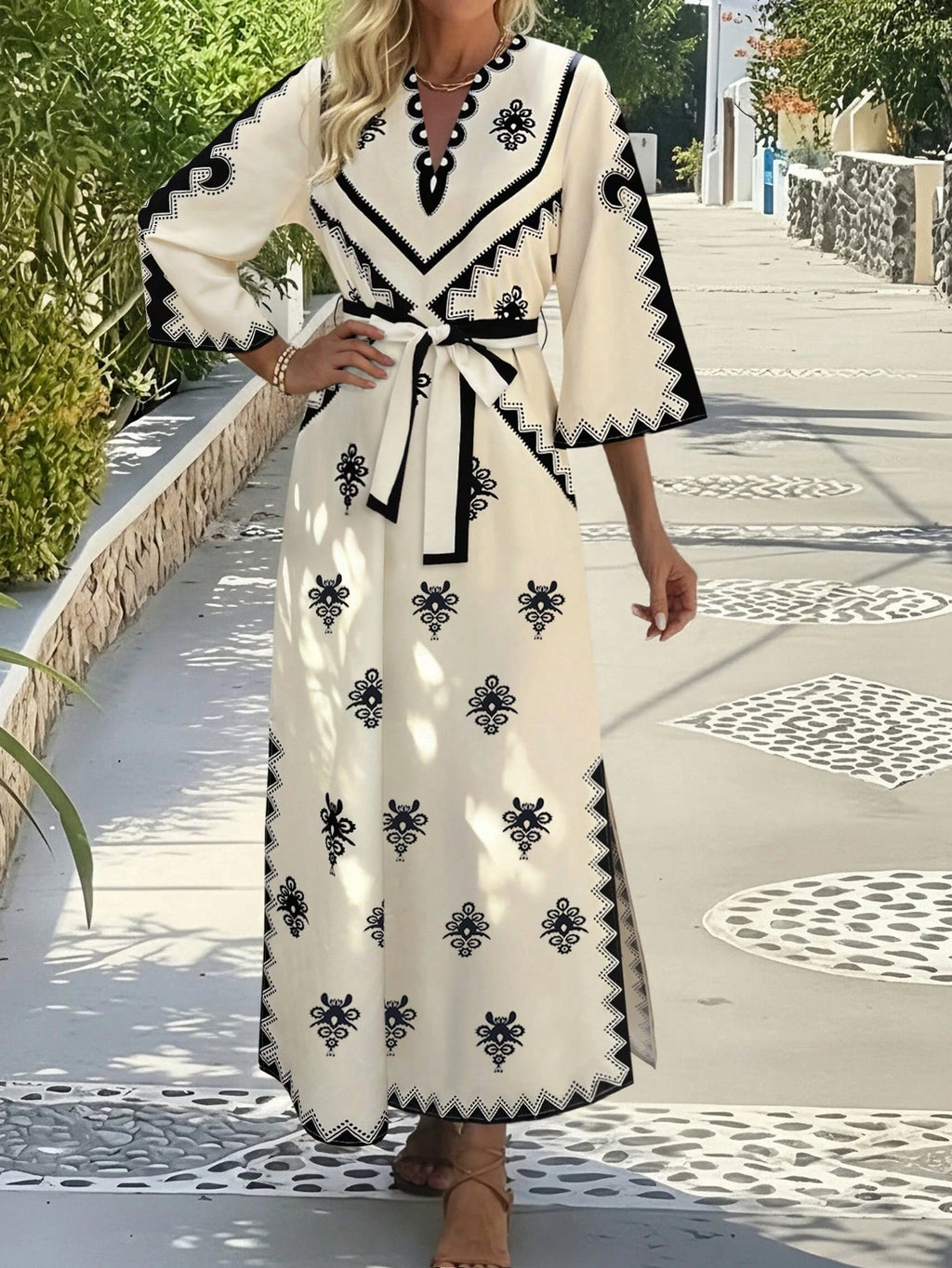 Robe maxi brodée style Kaftan-Esprit Resort chic