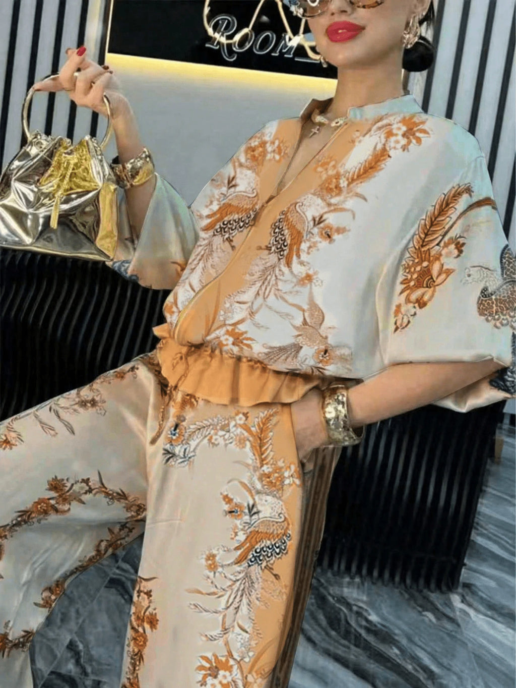 Ensemble  énergie "resort wear "de luxe.