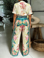 Combinaison-pantalon en satin-imprimé multicolore