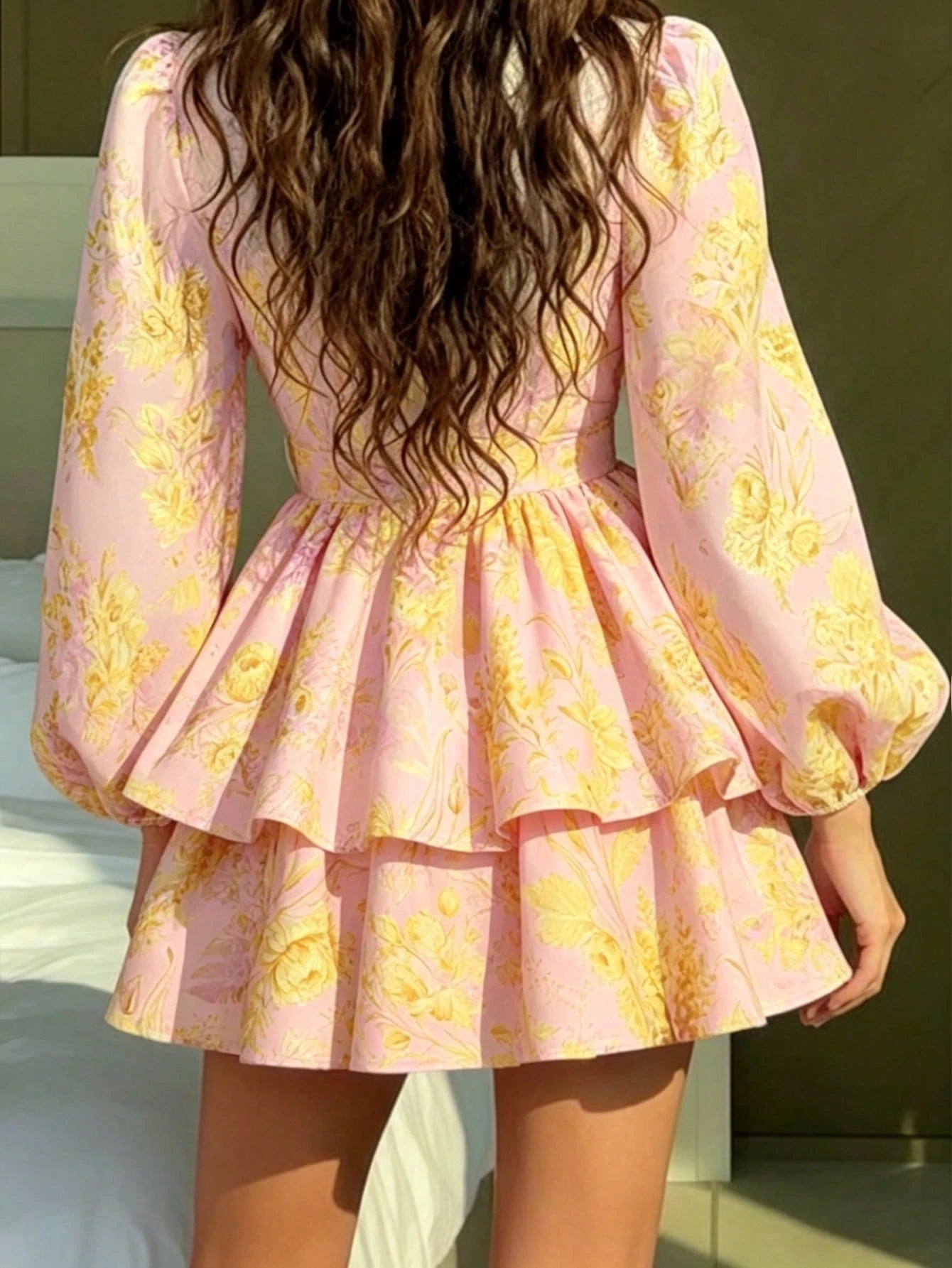 Robe courte évasée printemps/été, élégante à la Française.